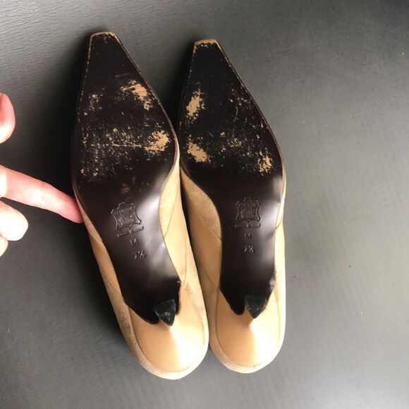 COPY - Richard Tyler Designed Vintage Y2K Suede Kitten heeled Pumps - Picture 6 of 8